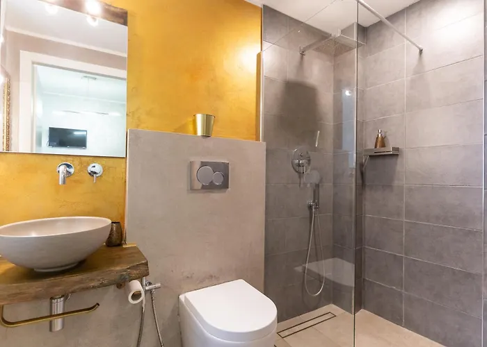 Nf8 Guest house Turin